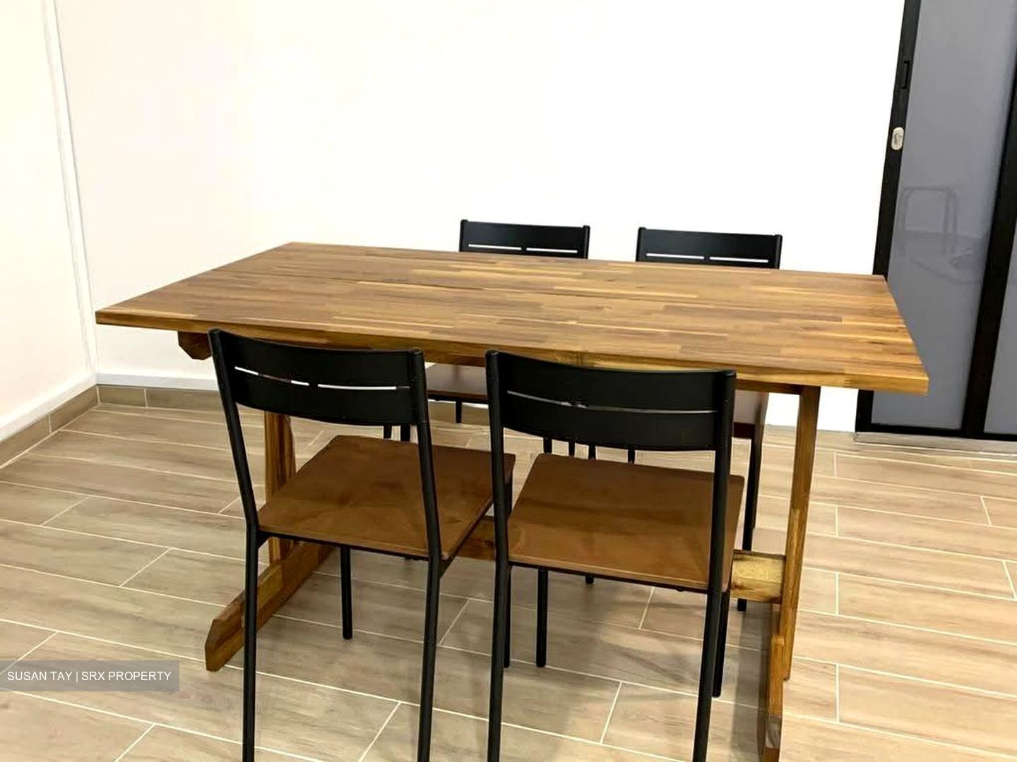 Joo Avenue (D8), Terrace #613478681
